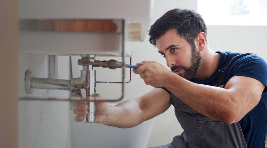 Professional water heater installation services in Glade Spring, VA